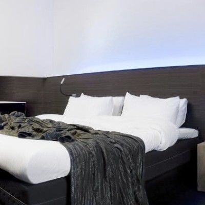 Hotel Carbon